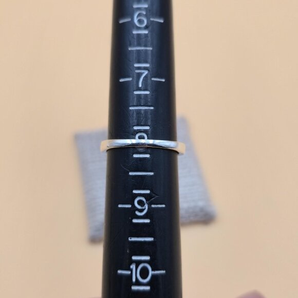 Size 8 Sterling Silver Brilliant Pink Cubic Zirconia Gem Band Ring A5333 - Picture 7 of 9